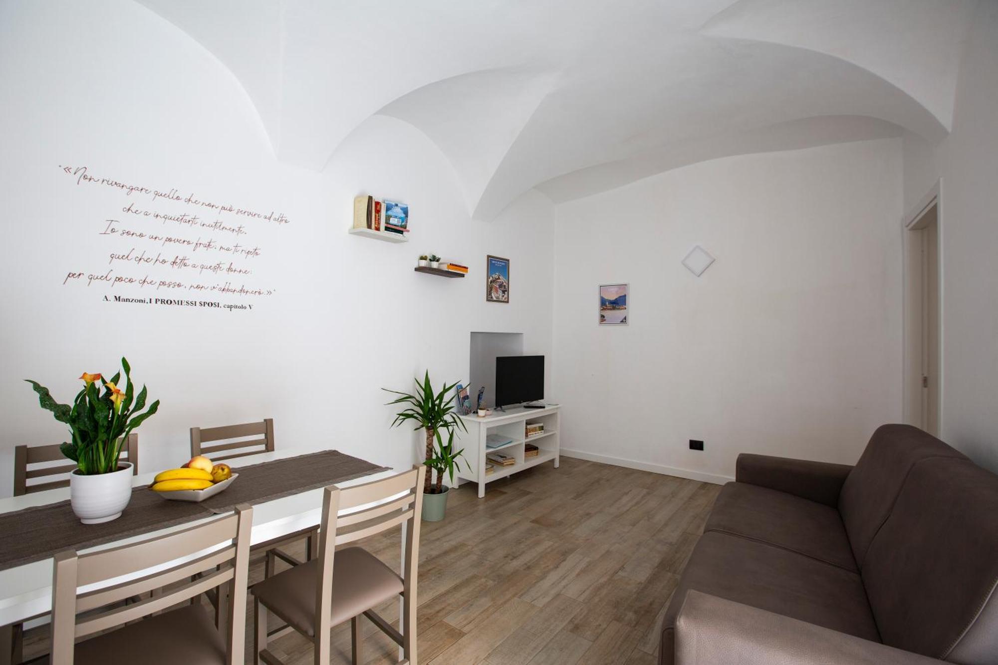La Casa Del Sarto - Rooms And Apartments Lecco Exterior foto